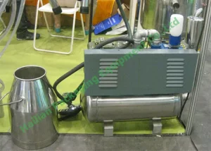 Farm Goat Milker Machine with 550L Vacuum Capacity , 240 Volt