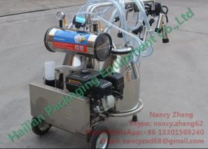 Farm Milking Equipment Portable Cow Milker with Petrol / Gasoline Engine